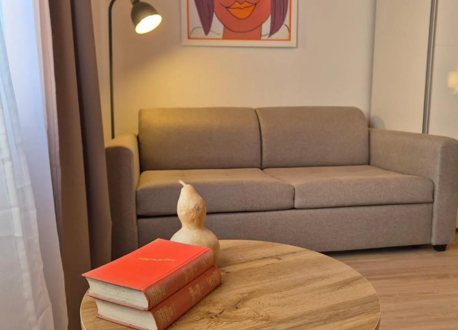 Brand-New Apartment Near The Beach Kastela