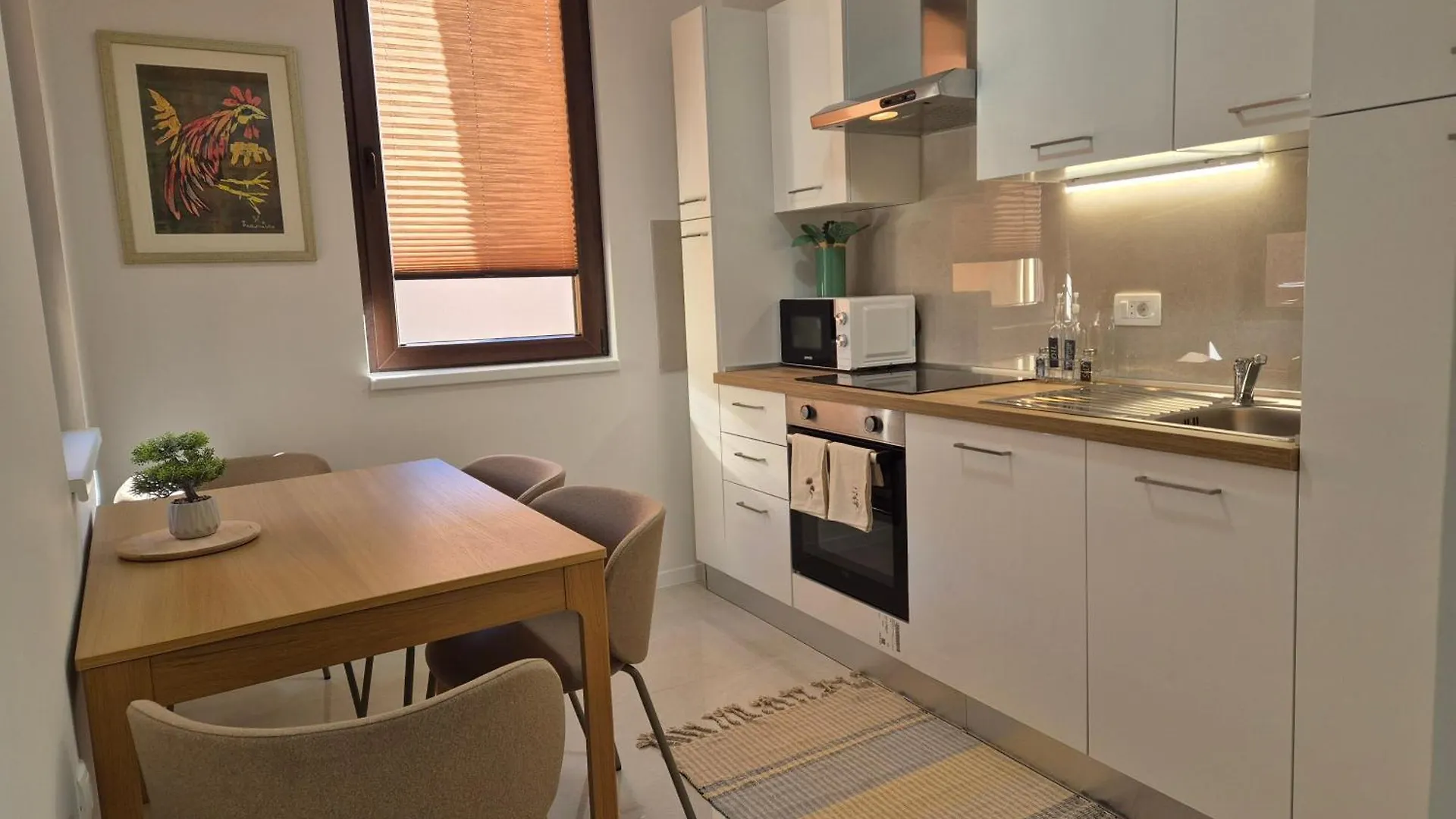 Brand-New Apartment Near The Beach Kastela