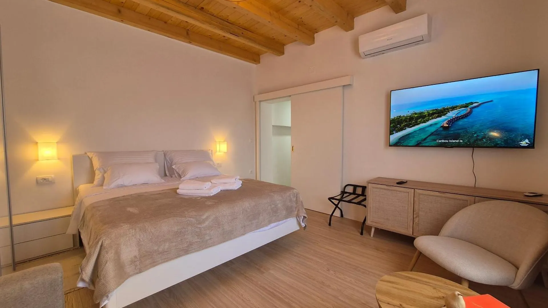 Brand-New Apartment Near The Beach Kastela