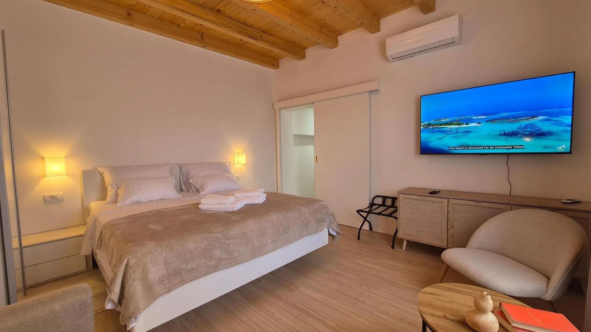 Brand-New Apartment Near The Beach Kastela